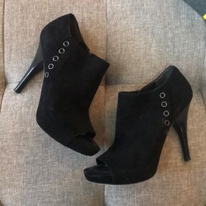 Via Spiga black suede peep toe heels